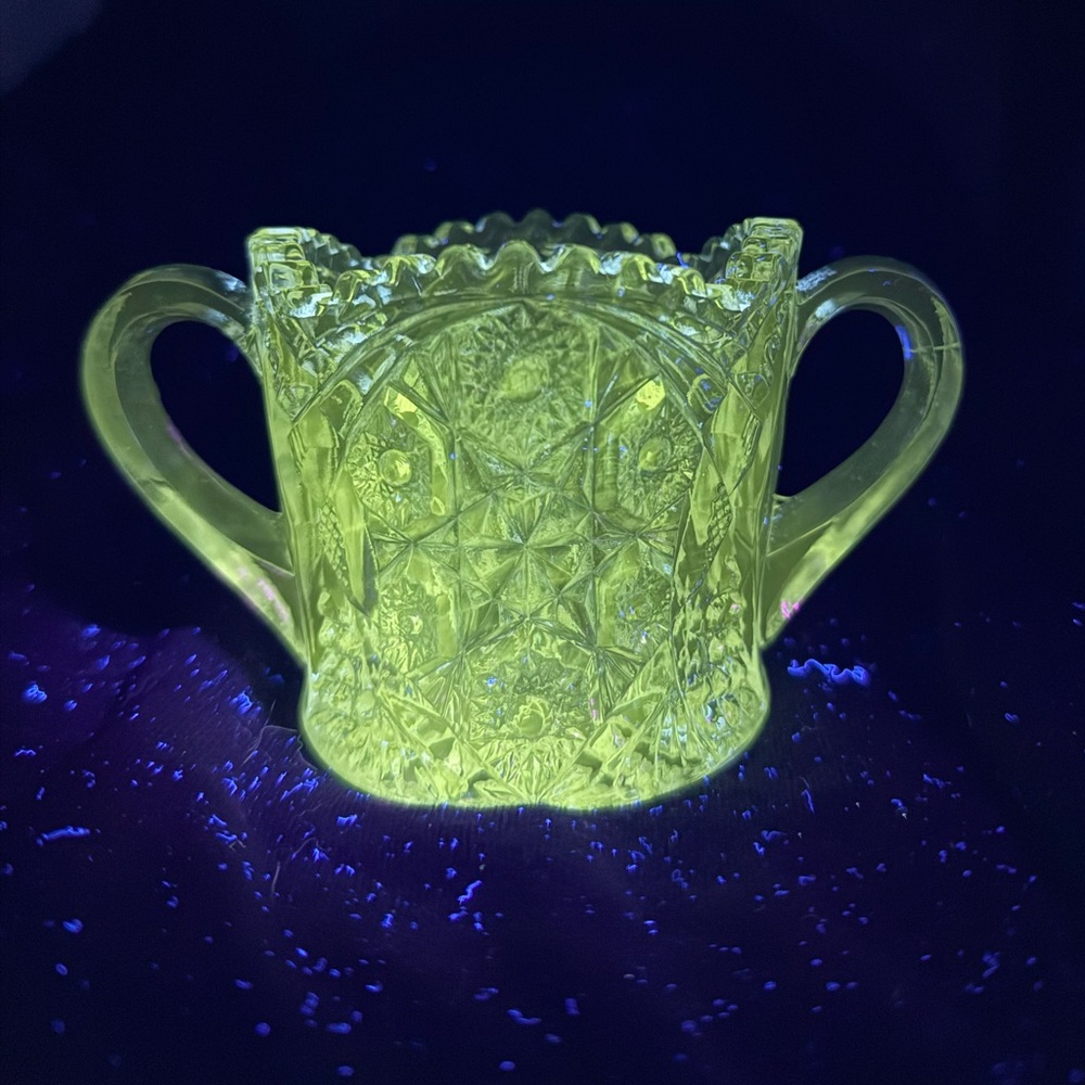 Manganese 3” Antique MCKEE Fentec Clear Pressed Glass Open Sugar Dish